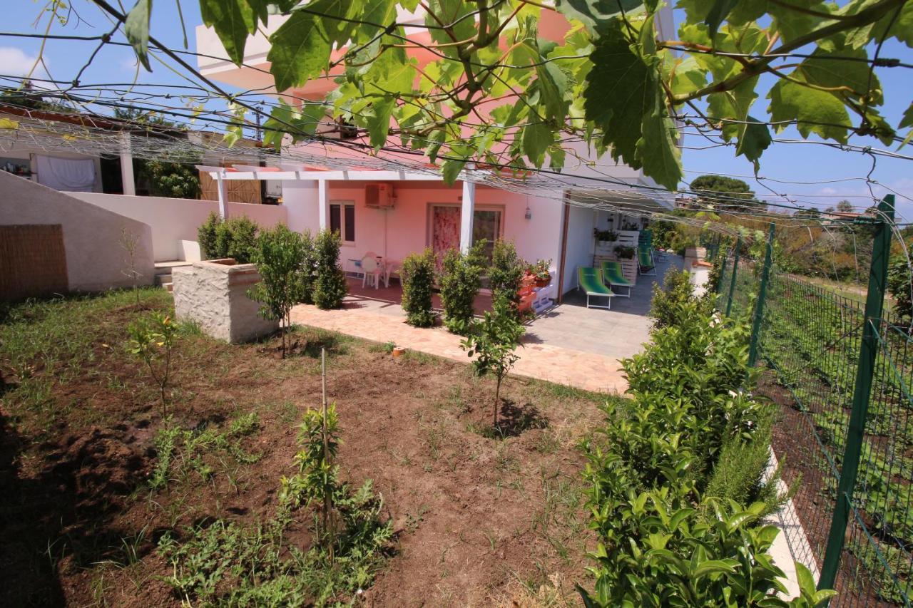 Chiaro Di Luna Apartment Santa Domenica  Exterior photo