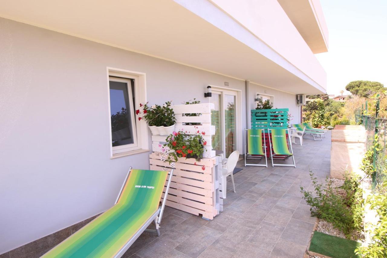 Chiaro Di Luna Apartment Santa Domenica  Exterior photo