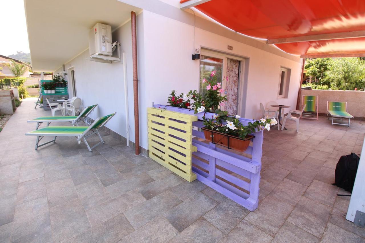 Chiaro Di Luna Apartment Santa Domenica  Exterior photo