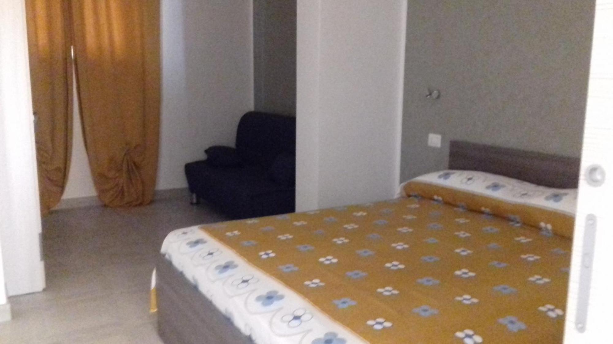 Chiaro Di Luna Apartment Santa Domenica  Room photo