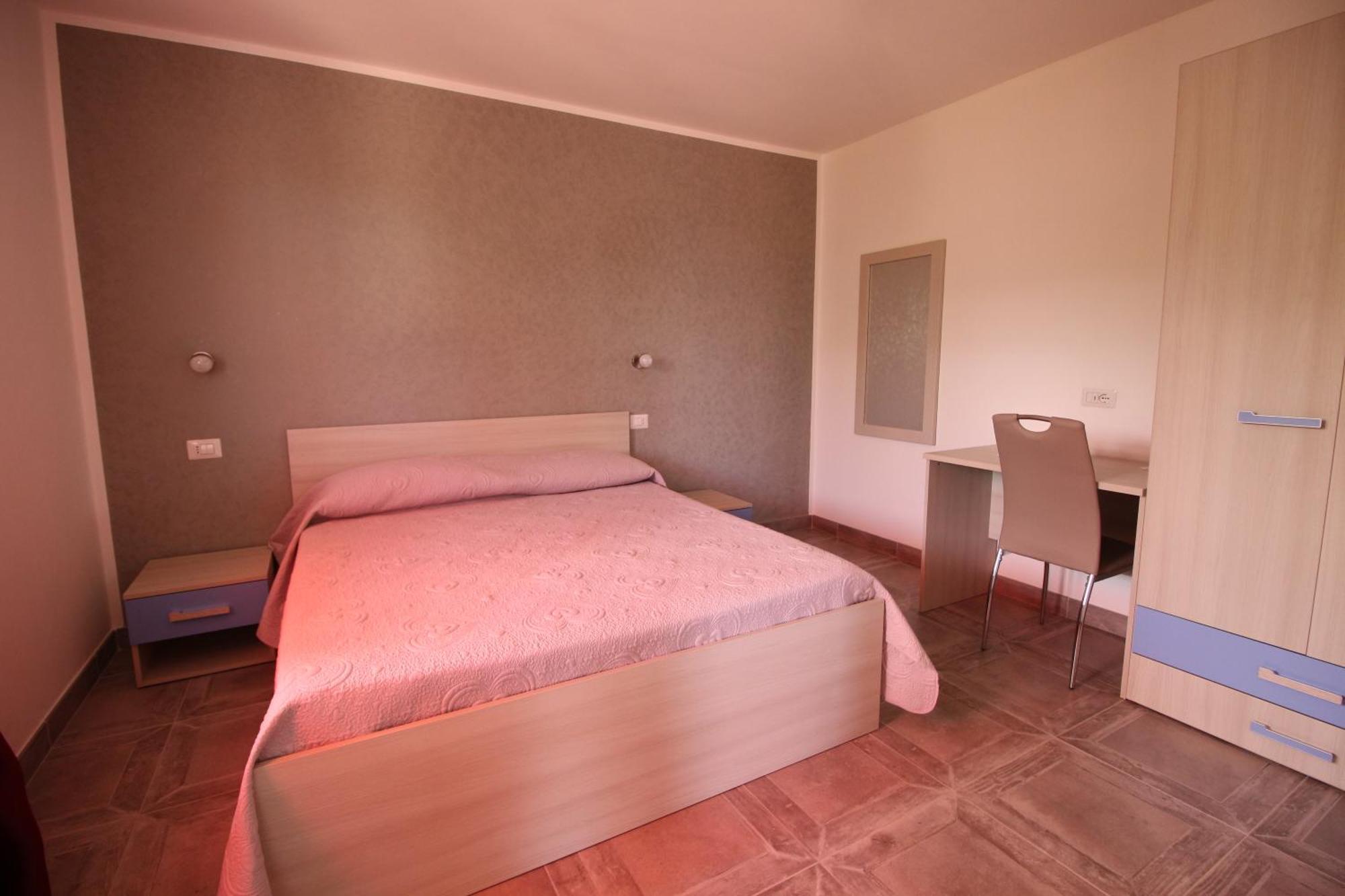 Chiaro Di Luna Apartment Santa Domenica  Room photo
